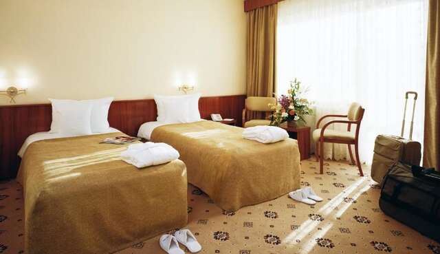 Отель Caro Hotel Бухарест-50