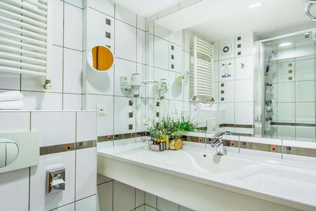 Отель Caro Hotel Бухарест-52